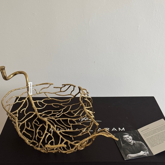 Michael Aram Autumn Leaf Design Vase - Picture 7 of 10